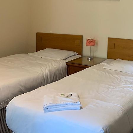 Sterling Lodge Hotel 이스트본 외부 사진